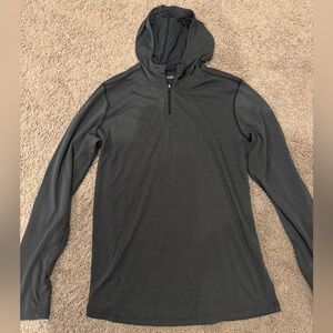 Under Armour quarter zip pull over